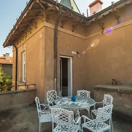 Penzion Stoyan Staynov House Kazanlŭk